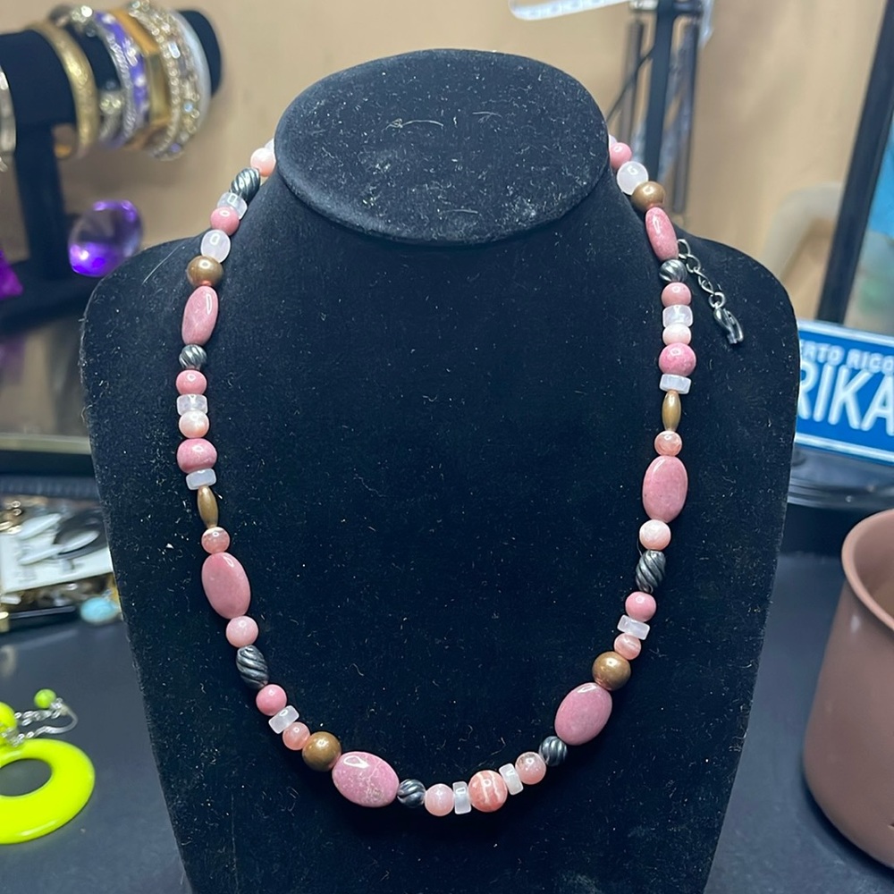 925 pink topaz or spinel & pink quartz Necklage